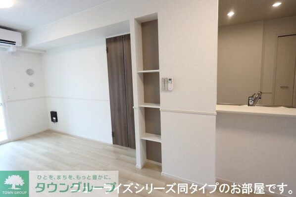 ココ ファミリア IIの物件内観写真